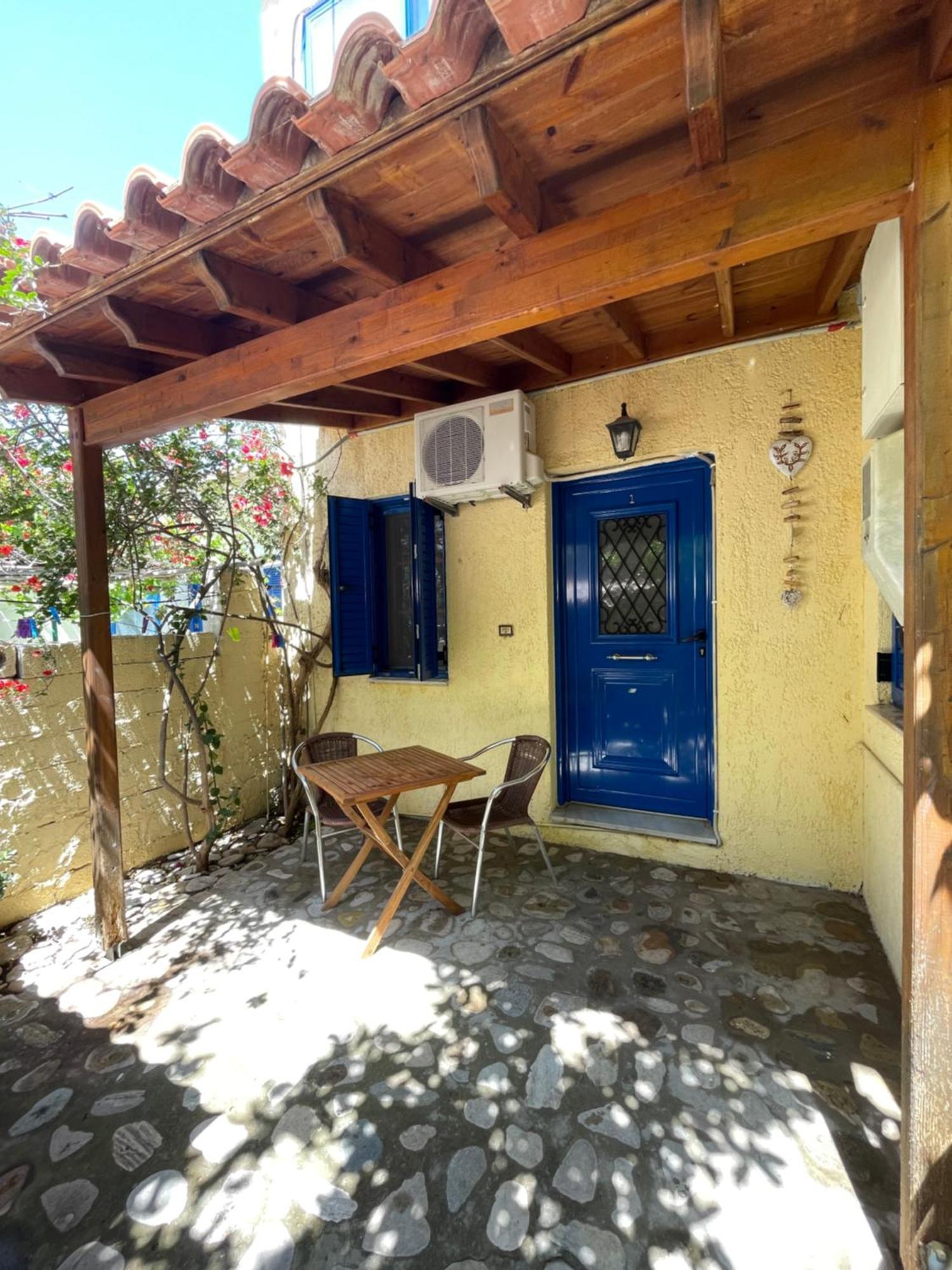 Jimmy'S Place Ormos  Exterior foto